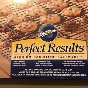 Wilton Cookie Cooler